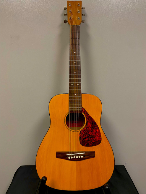 Vist Large View of Product Image Which is Used Yamaha FG JUNIOR ACOUSTIC GUITAR Laminate Top Acoustic Guitar Wood