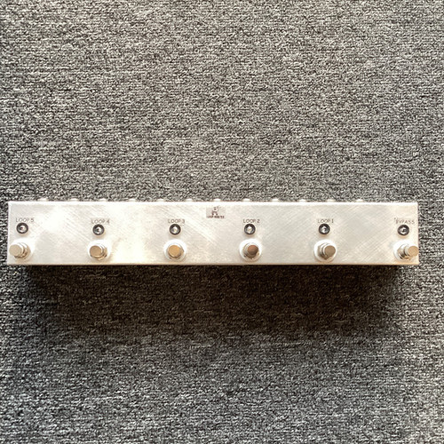 Vist Large View of Product Image Which is Used LOOP-MASTER 5 LOOP PEDAL Bypass Looper