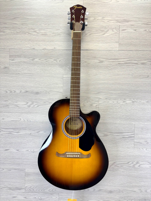 Vist Large View of Product Image Which is Used Fender FA-135CE Solid Top Acoustic Guitar Sunburst