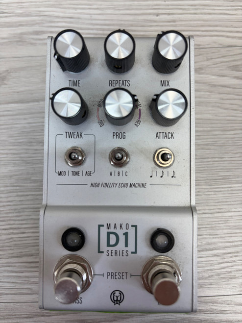 Vist Large View of Product Image Which is Used Walrus Audio MAKO D1 DELAY MKI V1 Delay Pedal