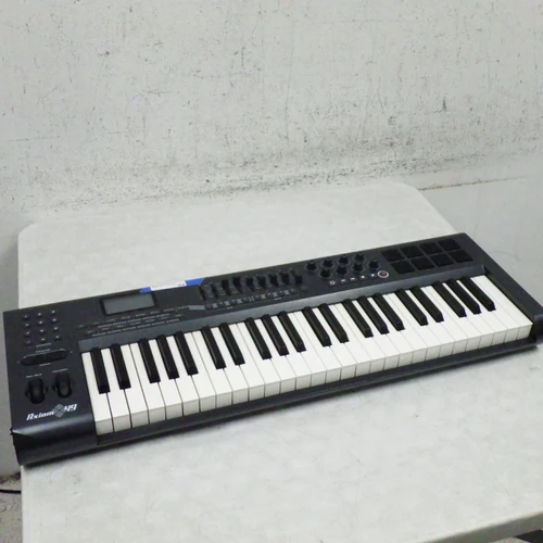 Vist Large View of Product Image Which is Used M-Audio AXIOM 49 Controller 