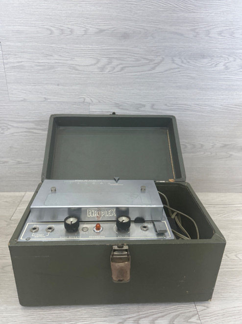 Vist Large View of Product Image Which is Used Maestro ECHOPLEX EP-2 Rackmount Guitar Effect