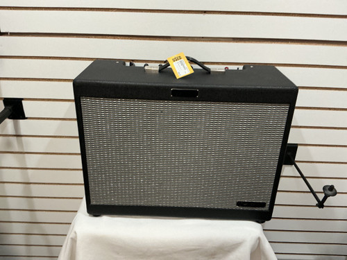 Vist Large View of Product Image Which is Used Fender TONE MASTER FR 12 1 x 12 Solid State Amplifier 1 x 12