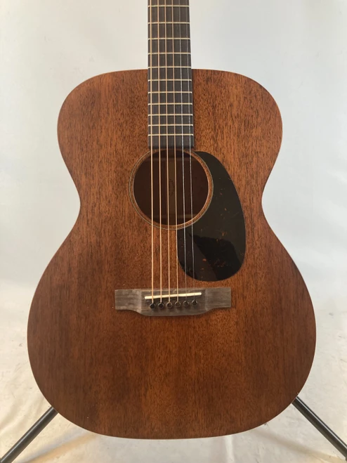 Vist Large View of Product Image Which is Used Martin 000-15M Acoustic Guitar