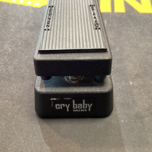 Vist Large View of Product Image Which is Used Dunlop CRYBABY MINI CBM95 Wah Pedal