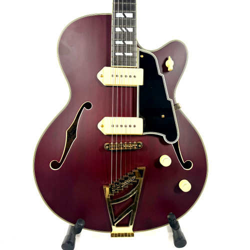 Vist Large View of Product Image Which is Used D'Angelico Deluxe 59 Hollowbody Electric Guitar - Satin Trans Wine