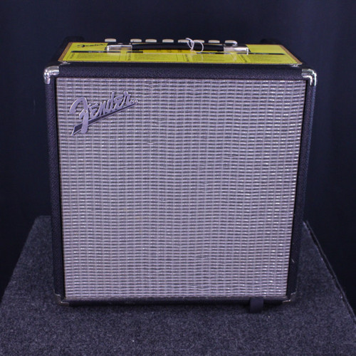 Vist Large View of Product Image Which is Used Fender RUMBLE 40 BASS AMP 1 x 10 Bass Combo Amplifier 1 x 10
