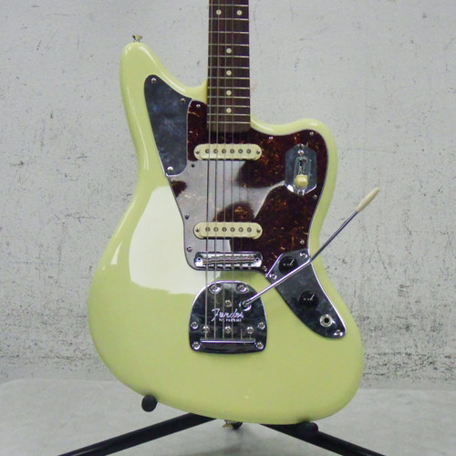 Vist Large View of Product Image Which is Used Fender 2024 Player Ii Jaguar Offset Double Cutaway Electric Guitar Yellow 6-String