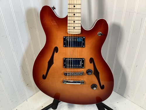 Vist Large View of Product Image Which is Used Squier AFF STARCASTER DLX MN SSB Semi-Hollow Electric Guitar Cherry Sunburst 6-String