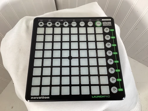 Vist Large View of Product Image Which is Used Novation LAUNCHPAD Controller Pad
