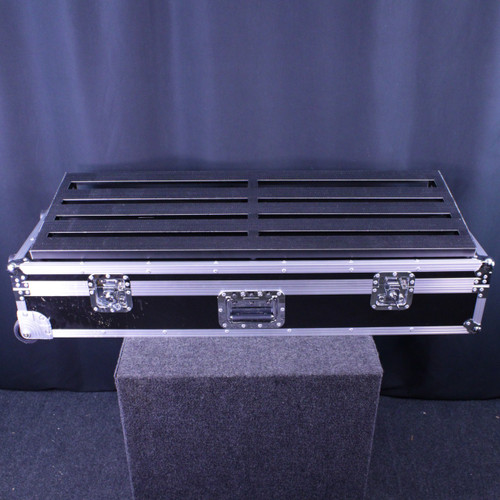 Vist Large View of Product Image Which is Used Pedaltrain NOVO 32 PEDALBOARD ROAD CASE Pedal Board