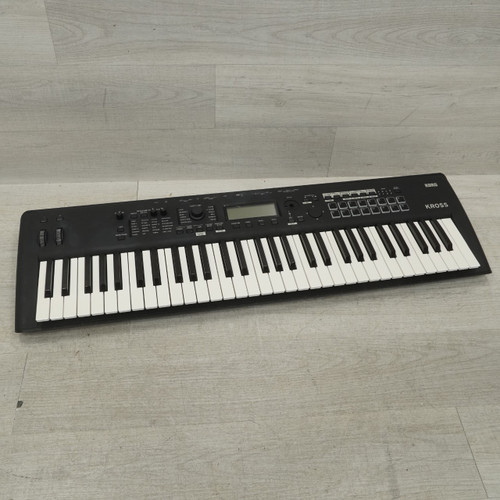 Vist Large View of Product Image Which is Used Korg KROSS2-61 61-key Synthesizer