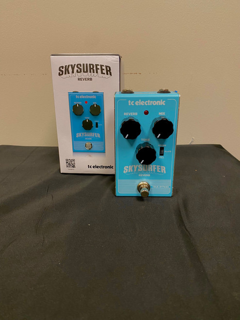 Vist Large View of Product Image Which is Used TC Electronic SKYSURFER REVERB Reverb Pedal