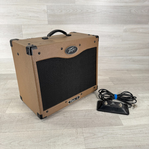 Vist Large View of Product Image Which is Used Peavey Classic 30 - 1 x 12-inch 30-watt Tube Guitar Combo Amplifier