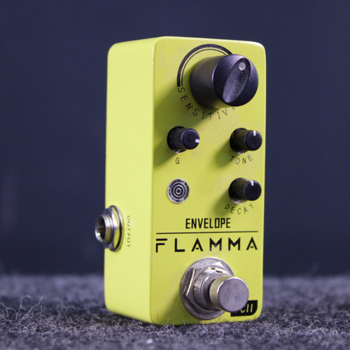 Vist Large View of Product Image Which is Used Flamma FC11 ENVELOPE PEDAL Auto Wah Pedal