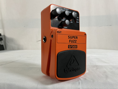Vist Large View of Product Image Which is Used Behringer SF300 SUPER FUZZ Fuzz Pedal