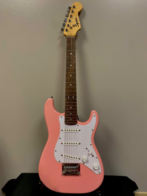 Vist Large View of Product Image Which is Used Squier MINI STRAT S Type Electric Guitar Pink 6-String
