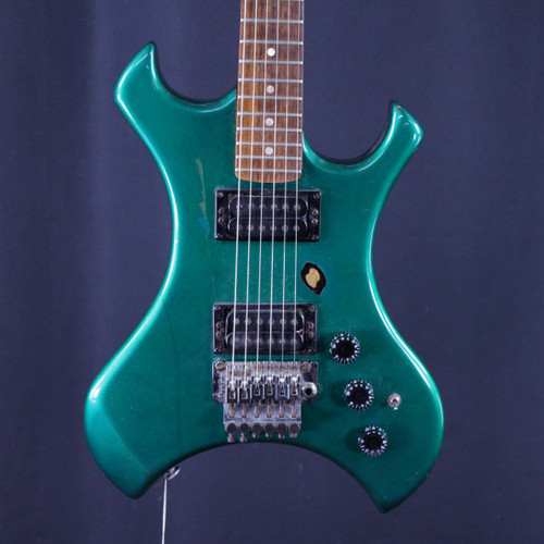 Vist Large View of Product Image Which is Used Kramer FLOYD ROSE SIGNATURE 1983 Vintage Pointy Electric Guitar Green 6-String