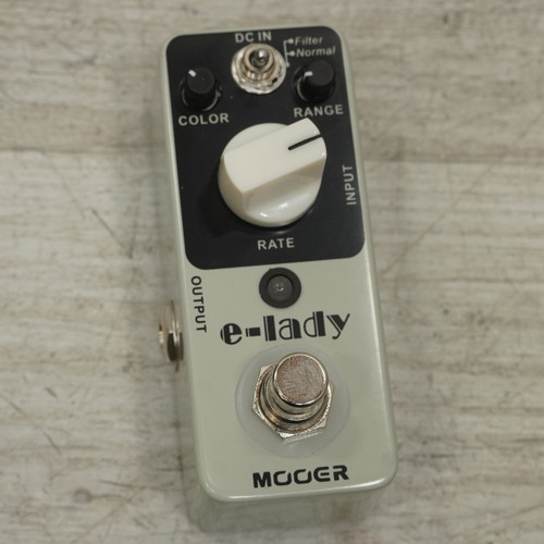 Vist Large View of Product Image Which is Used Mooer E-lady Flanger Pedal