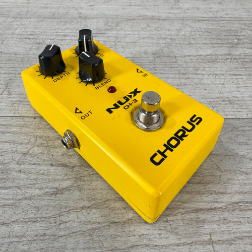 Vist Large View of Product Image Which is Used Nux CH-3 Chorus Pedal