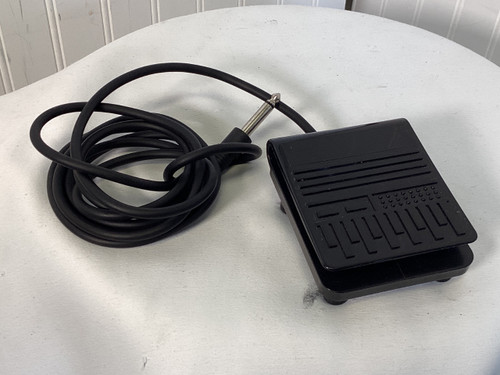 Vist Large View of Product Image Which is Used BLOCK SUSTAIN PEDAL Keyboard Accessory