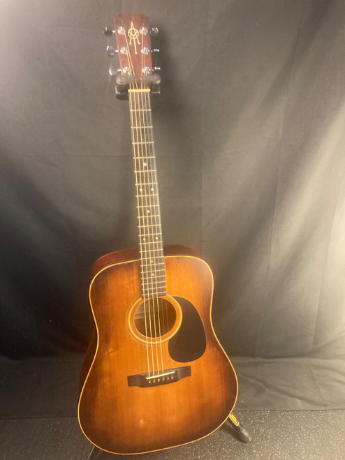 Vist Large View of Product Image Which is Used Alvarez DY45 YAIRI Vintage Solid Top Acoustic Guitar Wood