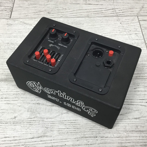 Vist Large View of Product Image Which is Used Martin MEQ-932 Acoustic PreAmp/DI Box