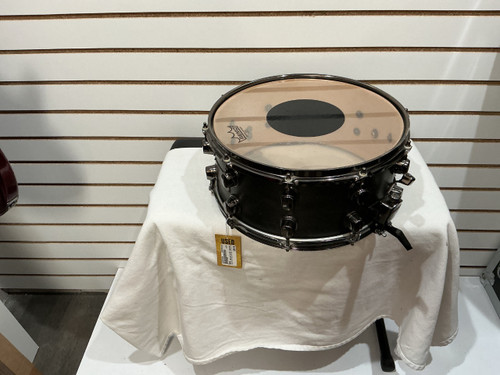 Vist Large View of Product Image Which is Used Mapex MAPLE DELUXE BLACK PANTHER 14X6.5 Wood Snare Drum 14"
