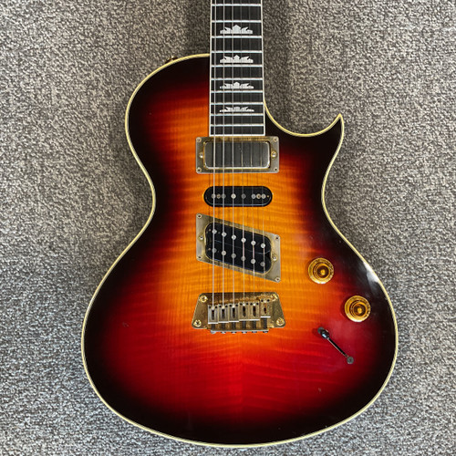 Vist Large View of Product Image Which is Used 1994 GIBSON NIGHTHAWK CUSTOM CST-3 Electric Guitar