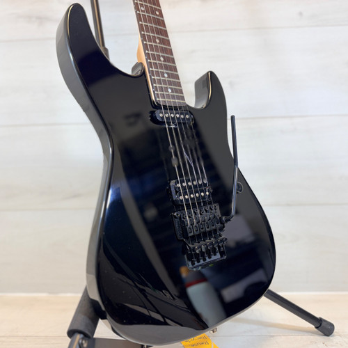Vist Large View of Product Image Which is Used ESP GL-200 S Type Electric Guitar Black 6-String