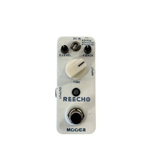 Vist Large View of Product Image Which is Used Mooer REECHO Delay Pedal