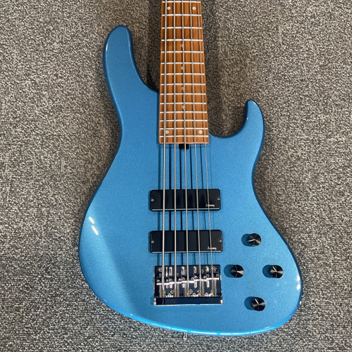 Vist Large View of Product Image Which is Used SADOWSKY METRO EXPRESS MODERN 5 STRING Bass Guitar