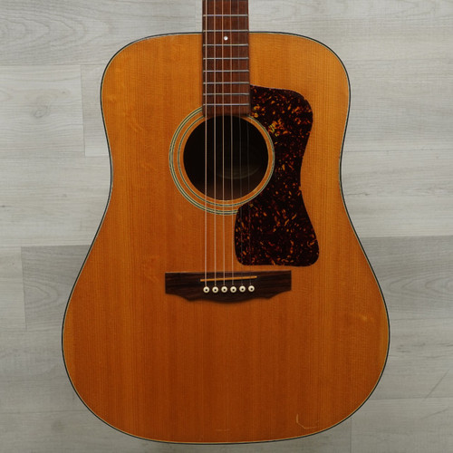 Vist Large View of Product Image Which is Used Guild D25 Solid Top Acoustic Guitar Natural