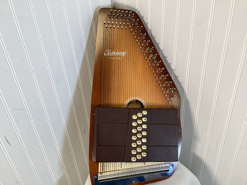 Vist Large View of Product Image Which is Used Oscar Schmidt OS21C/R AUTOHARP Guitar