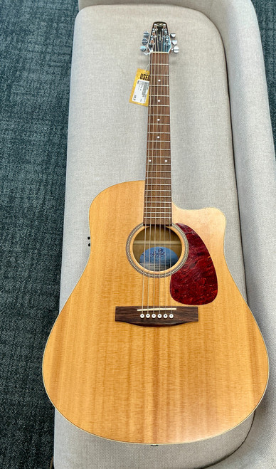 Vist Large View of Product Image Which is Used 2009 Seagull COASTLINE S6 Solid Top Acoustic Guitar Amber