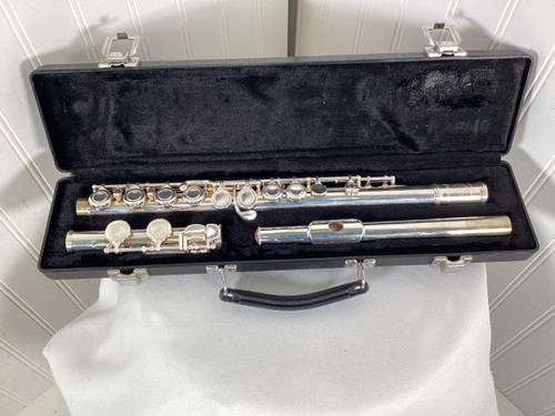 Vist Large View of Product Image Which is Used Gemeinhardt ARTISAN 2SP-A Silver Head Flute