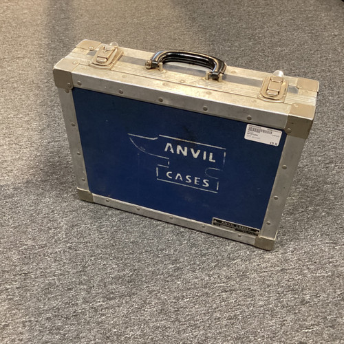 Vist Large View of Product Image Which is Used Anvil BRIEFCASE Small Road Case