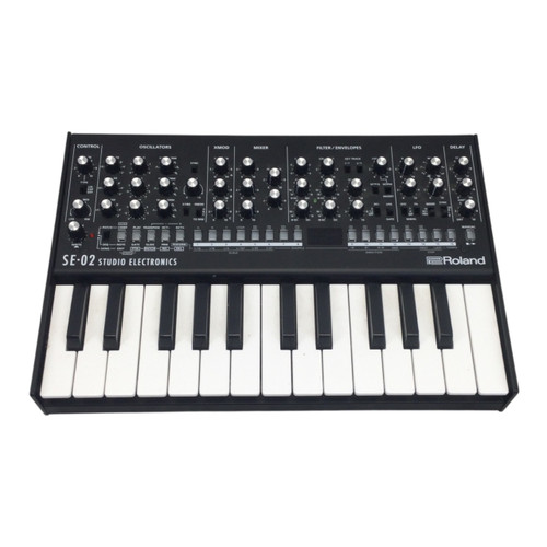 Vist Large View of Product Image Which is Used Roland SE-02 W/km25 25-key Synthesizer 25-key