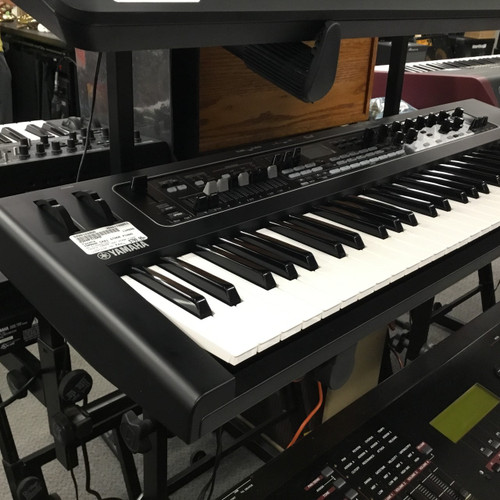 Vist Large View of Product Image Which is Used Yamaha CK61 61-Key Digital Piano With Gig Bag