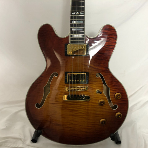 Vist Large View of Product Image Which is Used Heritage H-555 ALM-50 Vintage Semi-Hollow Electric Guitar Sunburst 6-String
