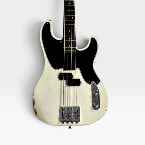 Vist Large View of Product Image Which is Used Fender Mike Dirnt Road Worn P Bass White 4-String