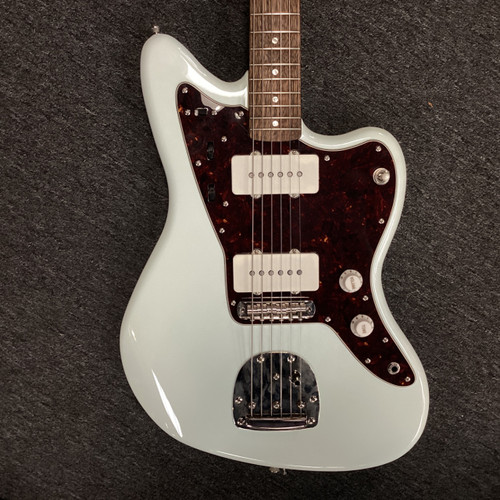 Vist Large View of Product Image Which is Used Squier JAZZMASTER CLASSIC VIBE 60S Offset Double Cutaway Electric Guitar Blue 6-String