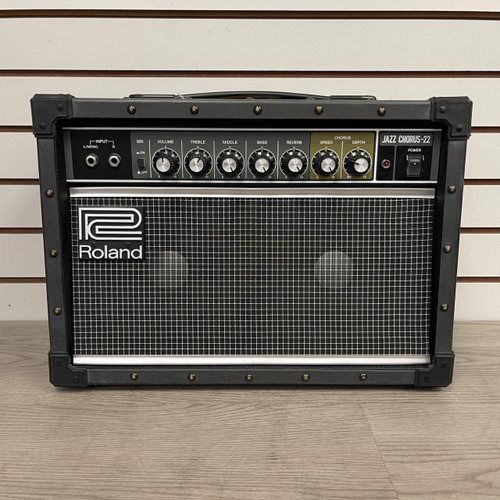 Vist Large View of Product Image Which is Used Roland JAZZ CHORUS 22 Solid State Guitar Combo Other