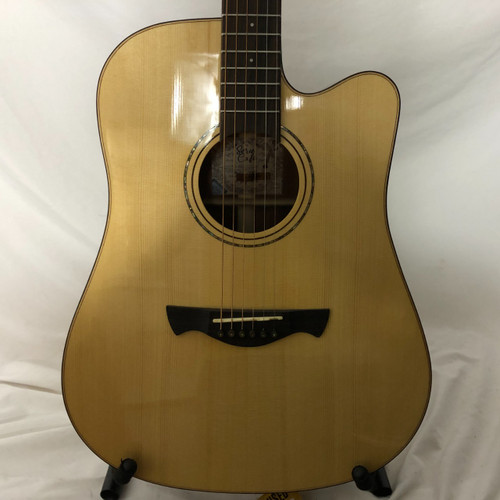 Vist Large View of Product Image Which is Used Tagima CF-2000 B-STOCK Solid Top Acoustic Guitar Natural