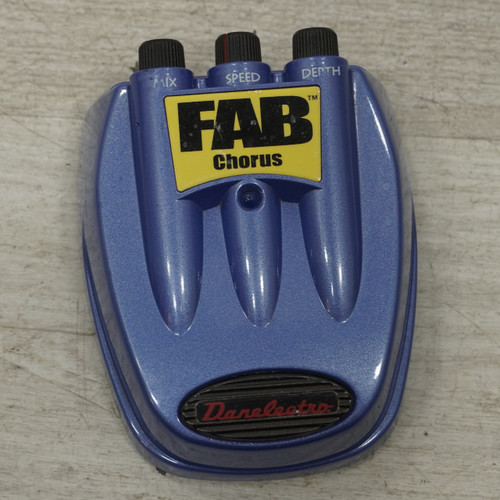 Vist Large View of Product Image Which is Used Danelectro Fab Chorus Pedal
