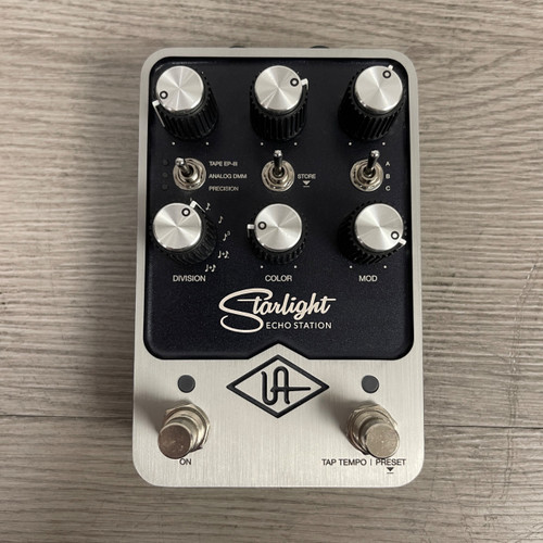 Vist Large View of Product Image Which is Used - UNIVERSAL AUDIO STARLIGHT Delay Pedal