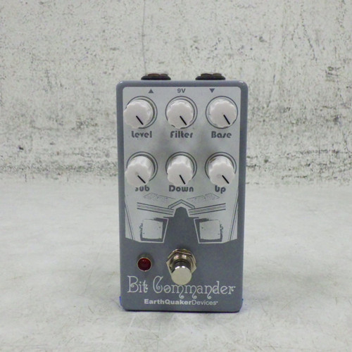 Vist Large View of Product Image Which is Used Earthquaker Devices BIT commander Modulation Filter Pedal