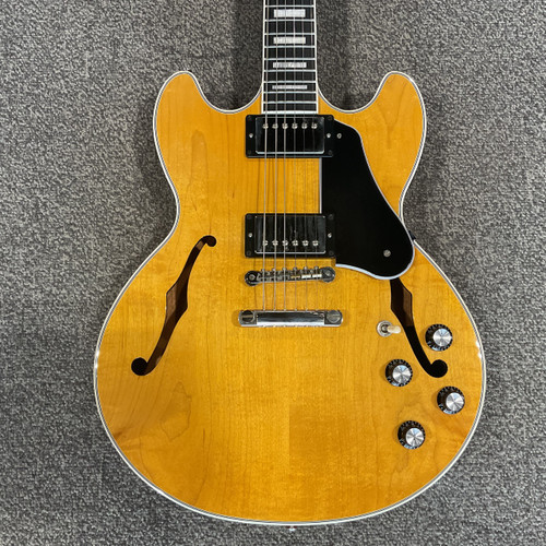 Vist Large View of Product Image Which is Used 2012 GIBSON MIDTOWN CUSTOM Semi-Hollow Electric Guitar