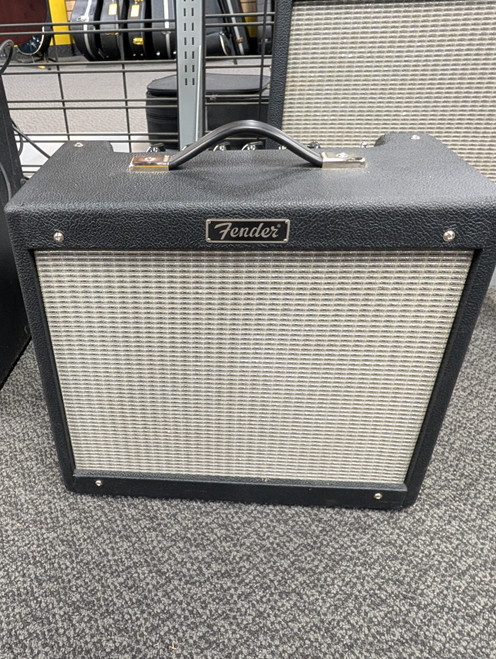 Vist Large View of Product Image Which is Used Fender BLUES JUNIOR 1 x 12 Tube Combo Amplifier 1 x 12
