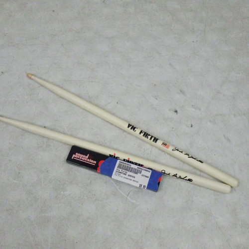 Vist Large View of Product Image Which is Used Vic Firth SIGNATURE SERIES Drumsticks